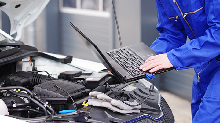 mechatroniker-job-1.jpg